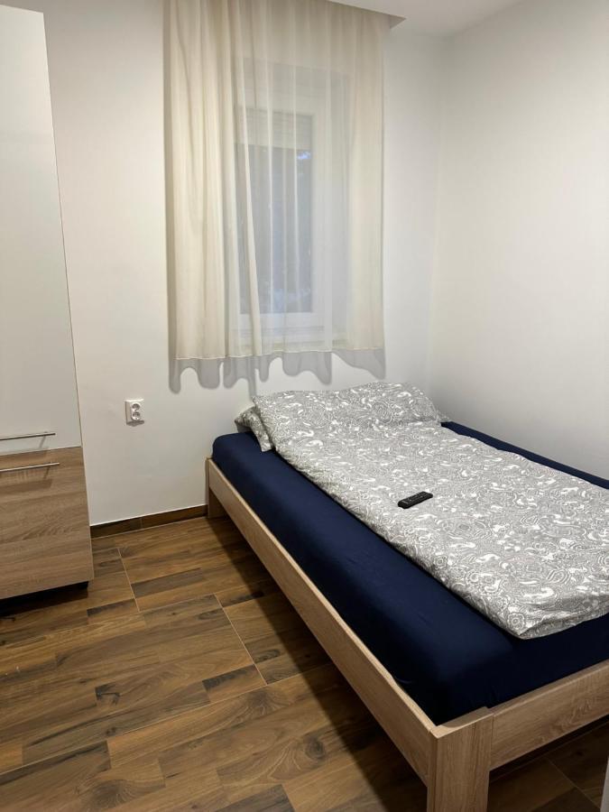 Beregi Apartman Tiszaujvaros Ngoại thất bức ảnh