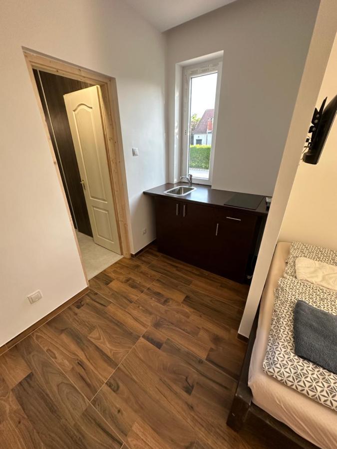 Beregi Apartman Tiszaujvaros Ngoại thất bức ảnh